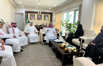 The Dean of the College meets and honors a number of female students in recognition of their outstanding participation in the Hackathon 2024.
