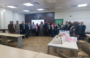 تكريم الطالب عبد العزيز بن سعد المنيصير