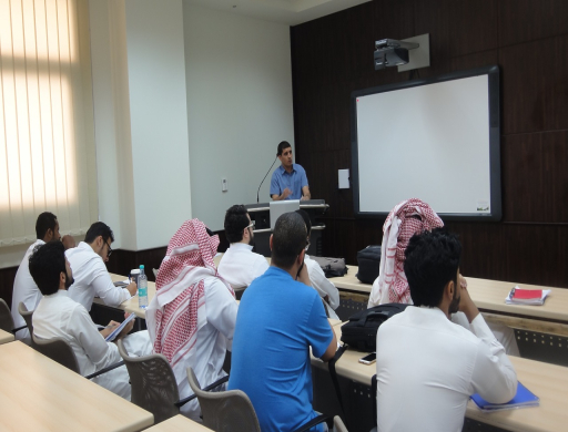 قسم الهندسة الميكانيكية يقيم فعالية مشروع التخرج الناجح