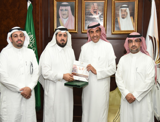 معالي مدير الجامعة يستقبل مجلس كلية الهندسة ويستلم تقريرها السنوي
