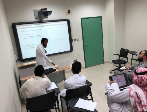 ورشة عمل لمناقشة مشاريع التخرج للمساهمة بها في الملتقى العلمي الثالث
